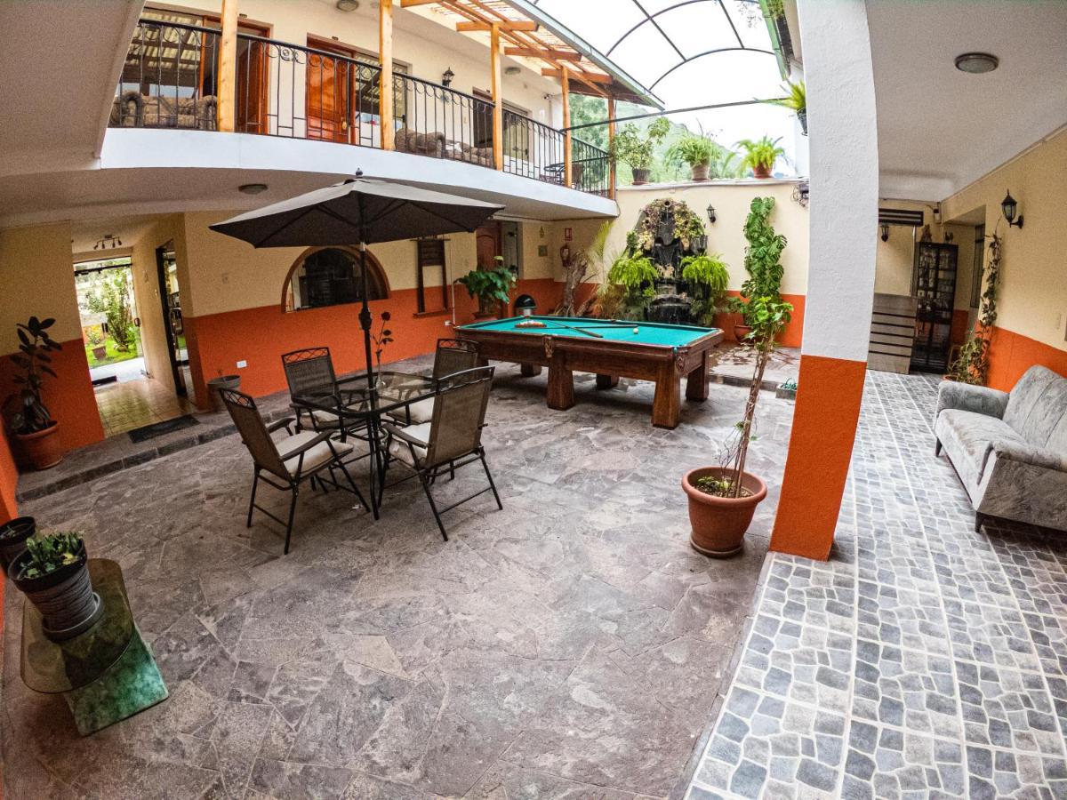 Hotel Los Laureles Calca Exterior foto