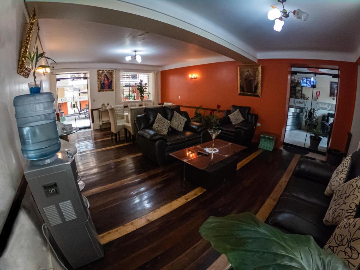 Hotel Los Laureles Calca Exterior foto