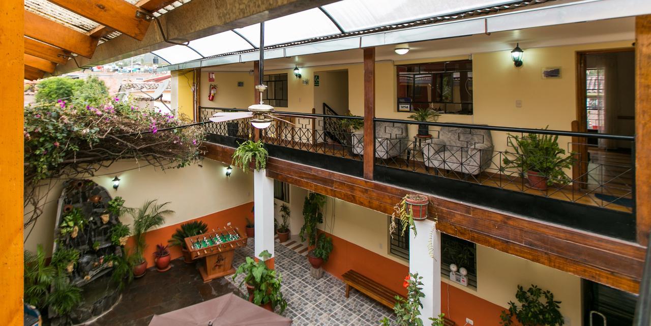 Hotel Los Laureles Calca Exterior foto